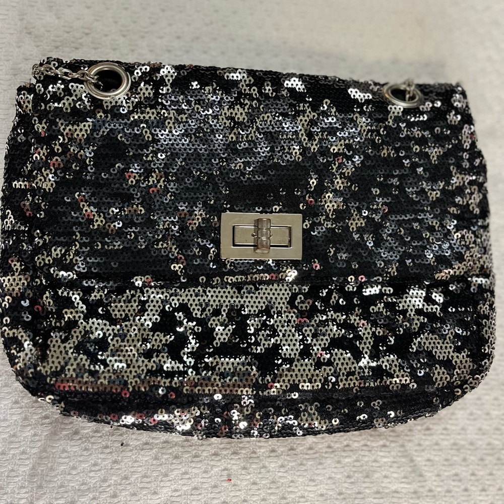 Sequin Black and Silver Shoulder Bag #club #nye #holiday